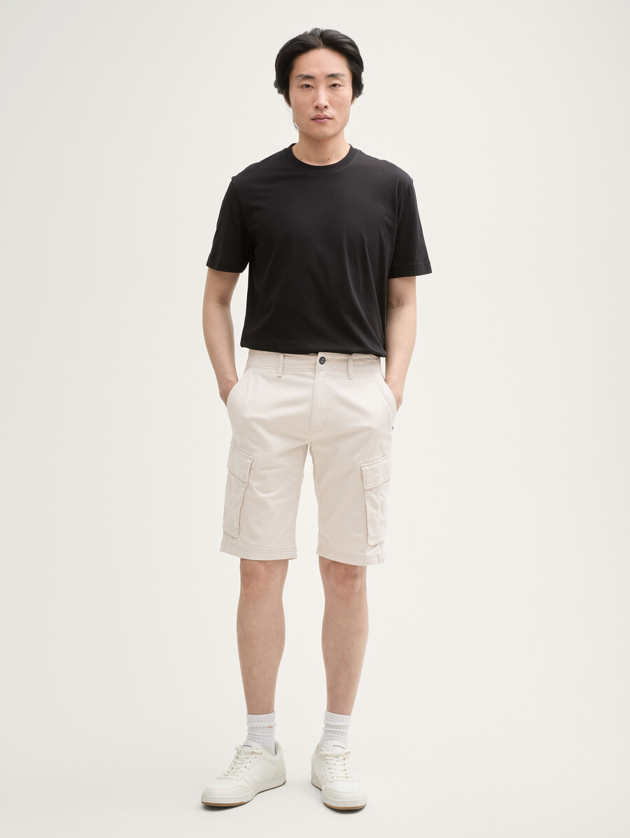pantalones cortos cargo con bolsillos