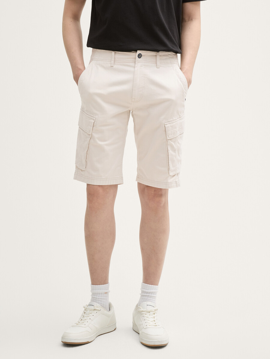 pantalones cortos cargo con bolsillos