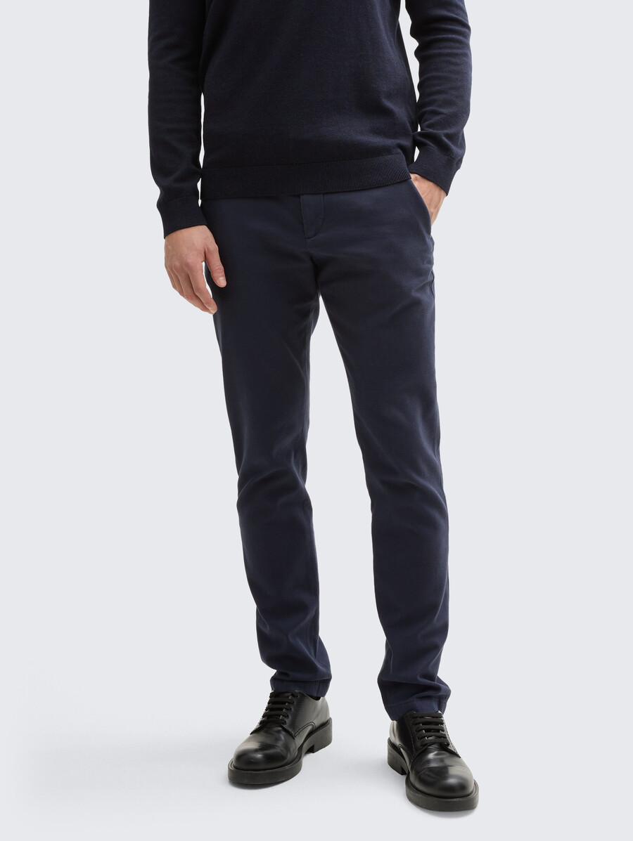 pantalones chinos tttravis slim con cinturón