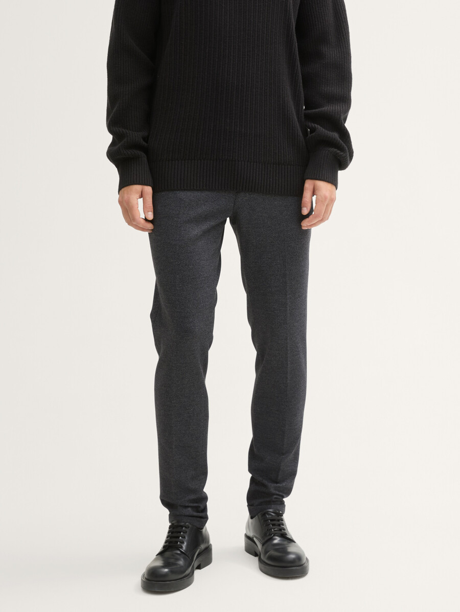 pantalones chinos de jersey ajustado