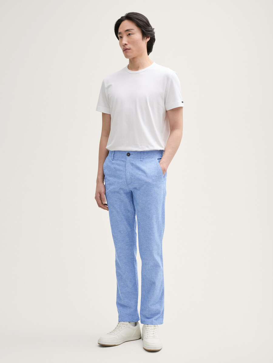 pantalón chino regular con contenido de lino