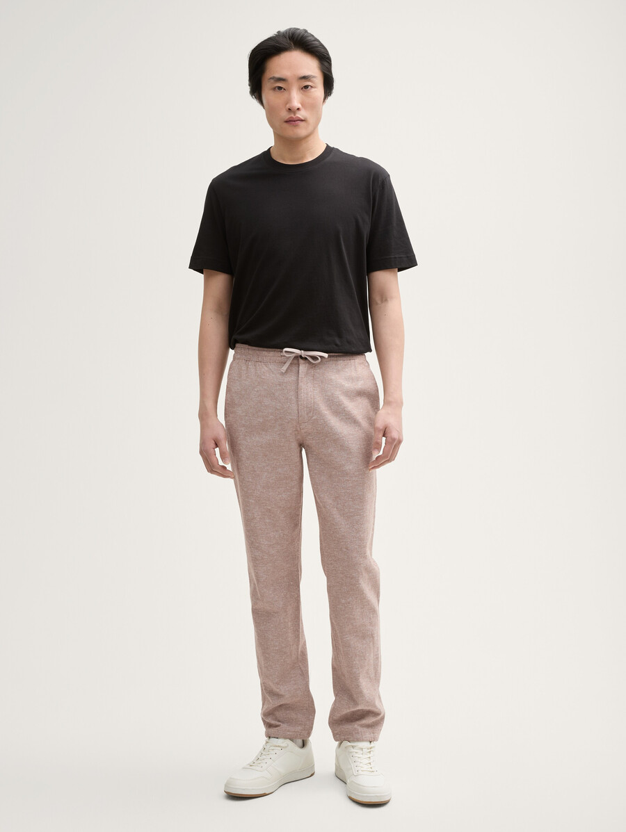 pantalón chino regular con contenido de lino