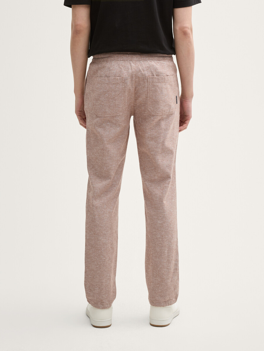 pantalón chino regular con contenido de lino
