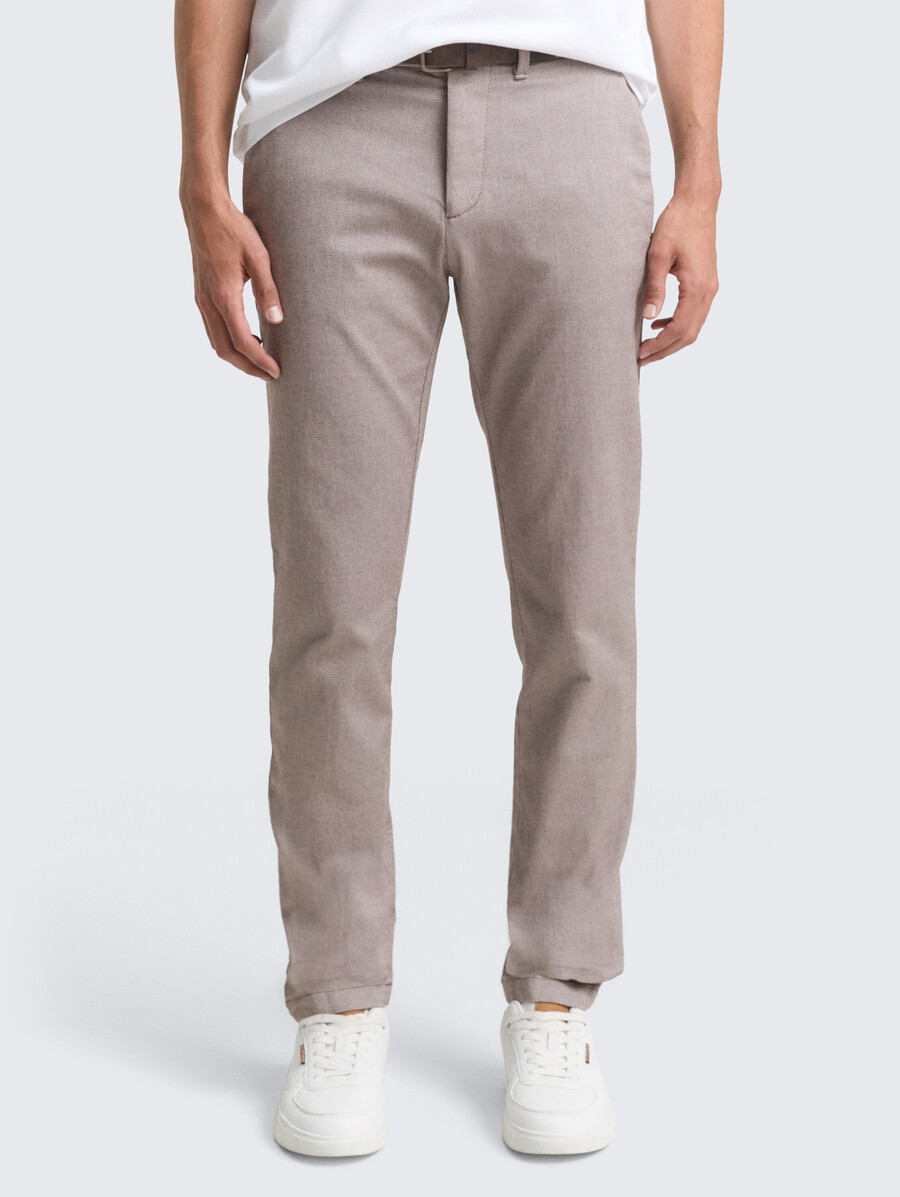 pantalones chinos tttravis slim con cinturón