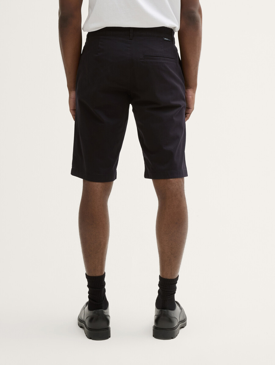 pantalones cortos chinos de corte regular