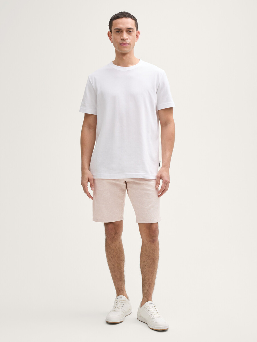 pantalones cortos chinos ajustados con contenido de lino