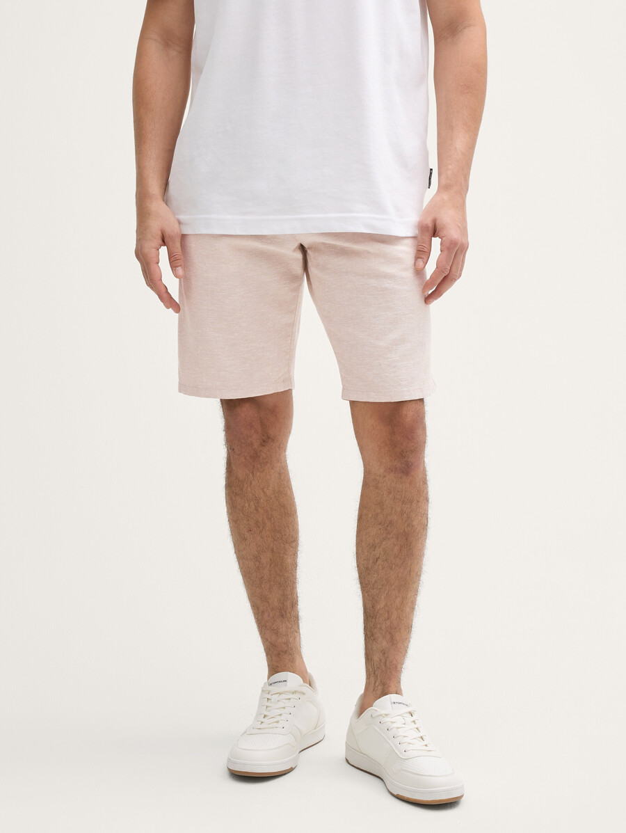 pantalones cortos chinos ajustados con contenido de lino