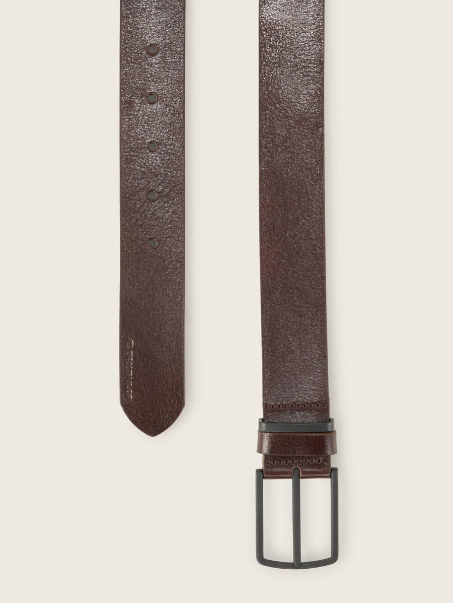 cinturón de cuero tthenry con hebilla cuadrada