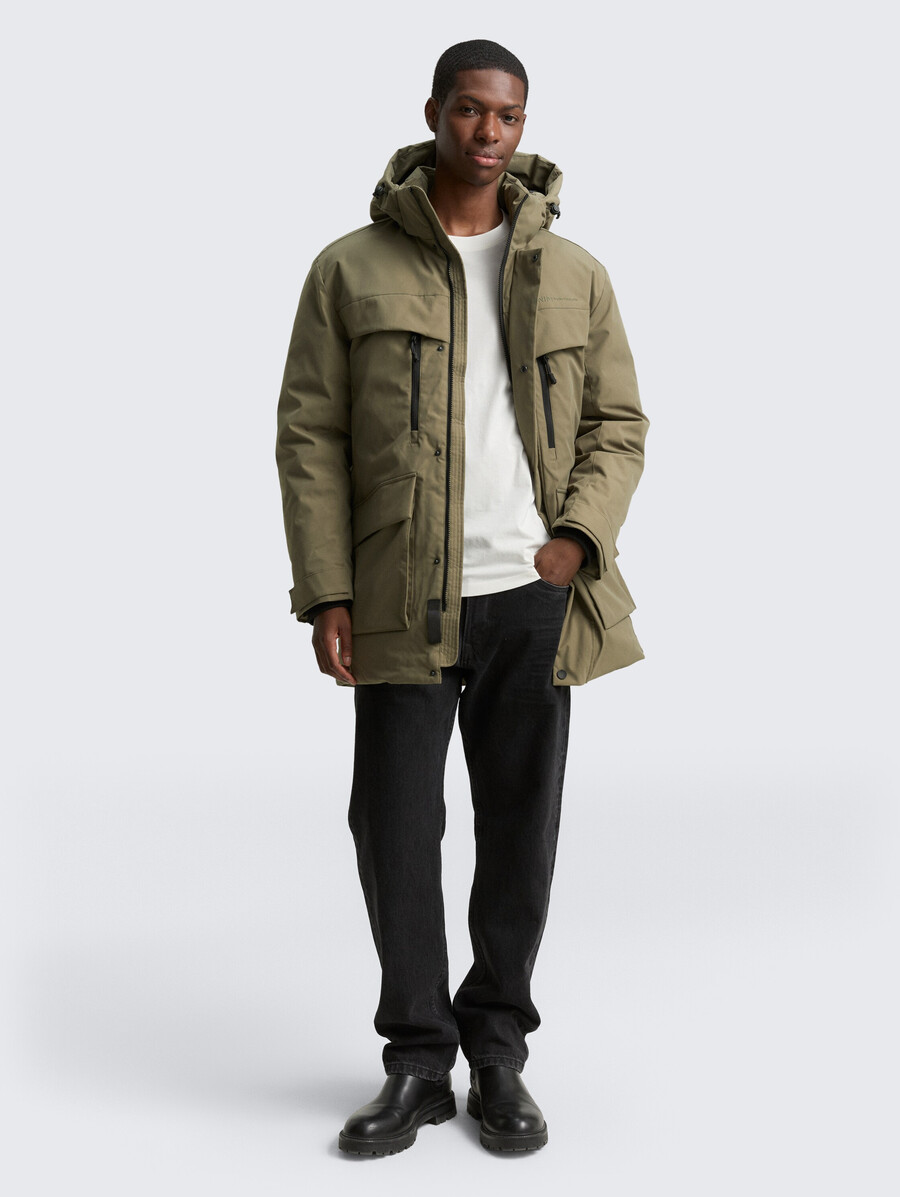 parka ártica con capucha desmontable