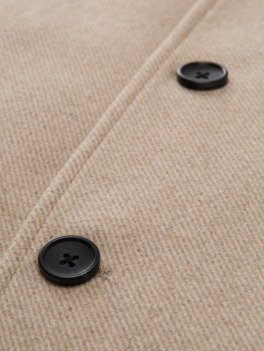 abrigo de lana 2 en 1 con chaqueta interior desmontable