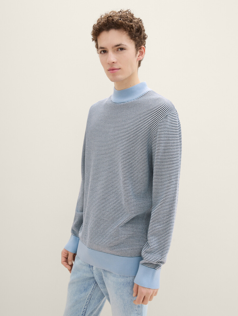 jersey de punto con cuello alto