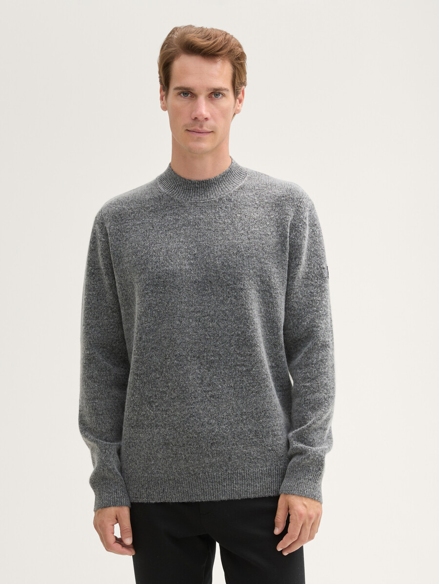jersey de punto con cuello alto