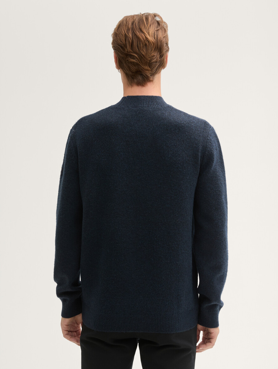 jersey de punto con cuello alto