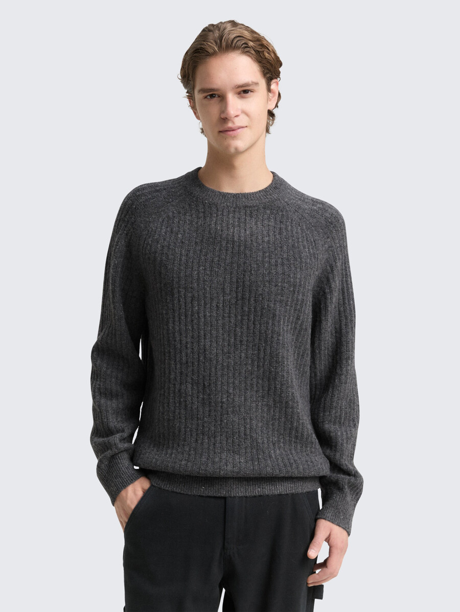sudadera sencilla