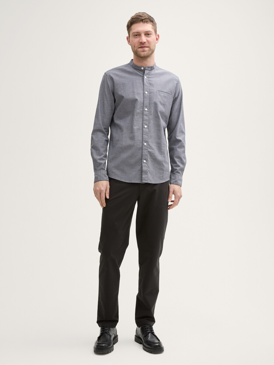 camisa oxford entallada con bolsillo en el pecho