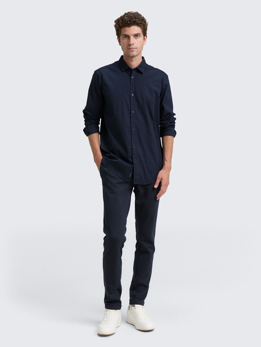 camisa de corte regular con elástico