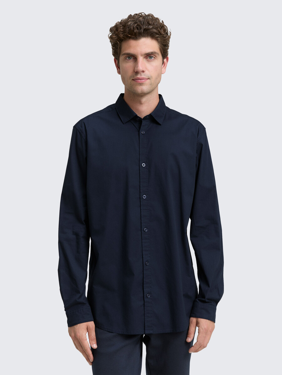 camisa de corte regular con elástico