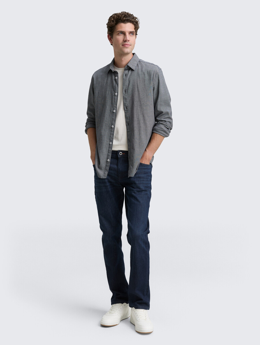camisa slim fit con elástico