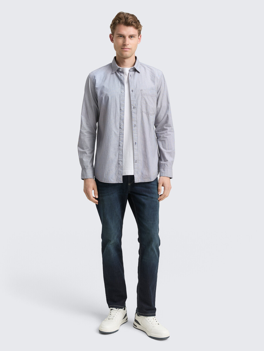 camisa de algodón ajustada