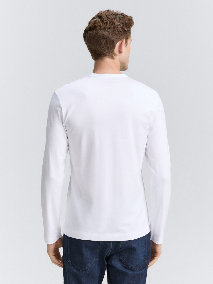 camisa de manga larga ajustada con elástico