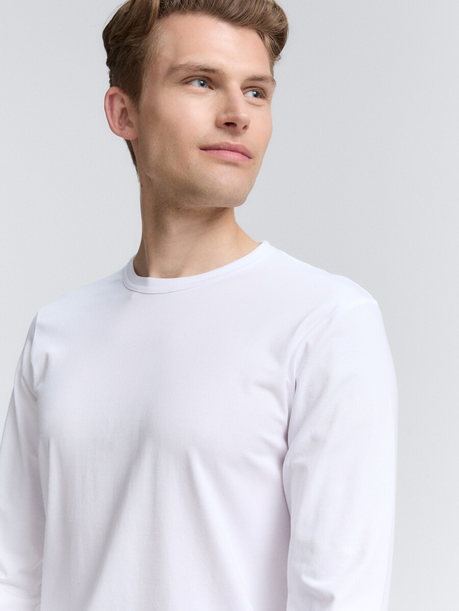 camisa de manga larga ajustada con elástico