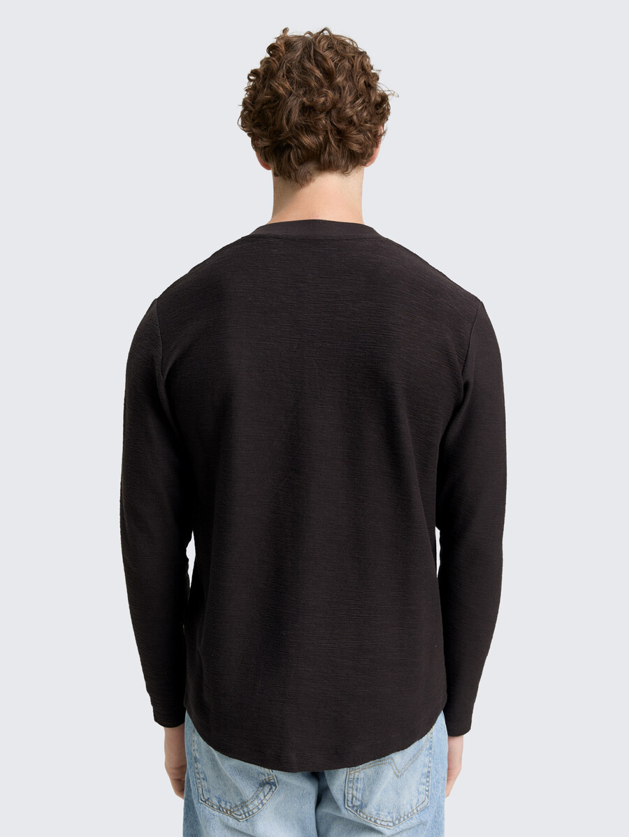camisa de manga larga henley