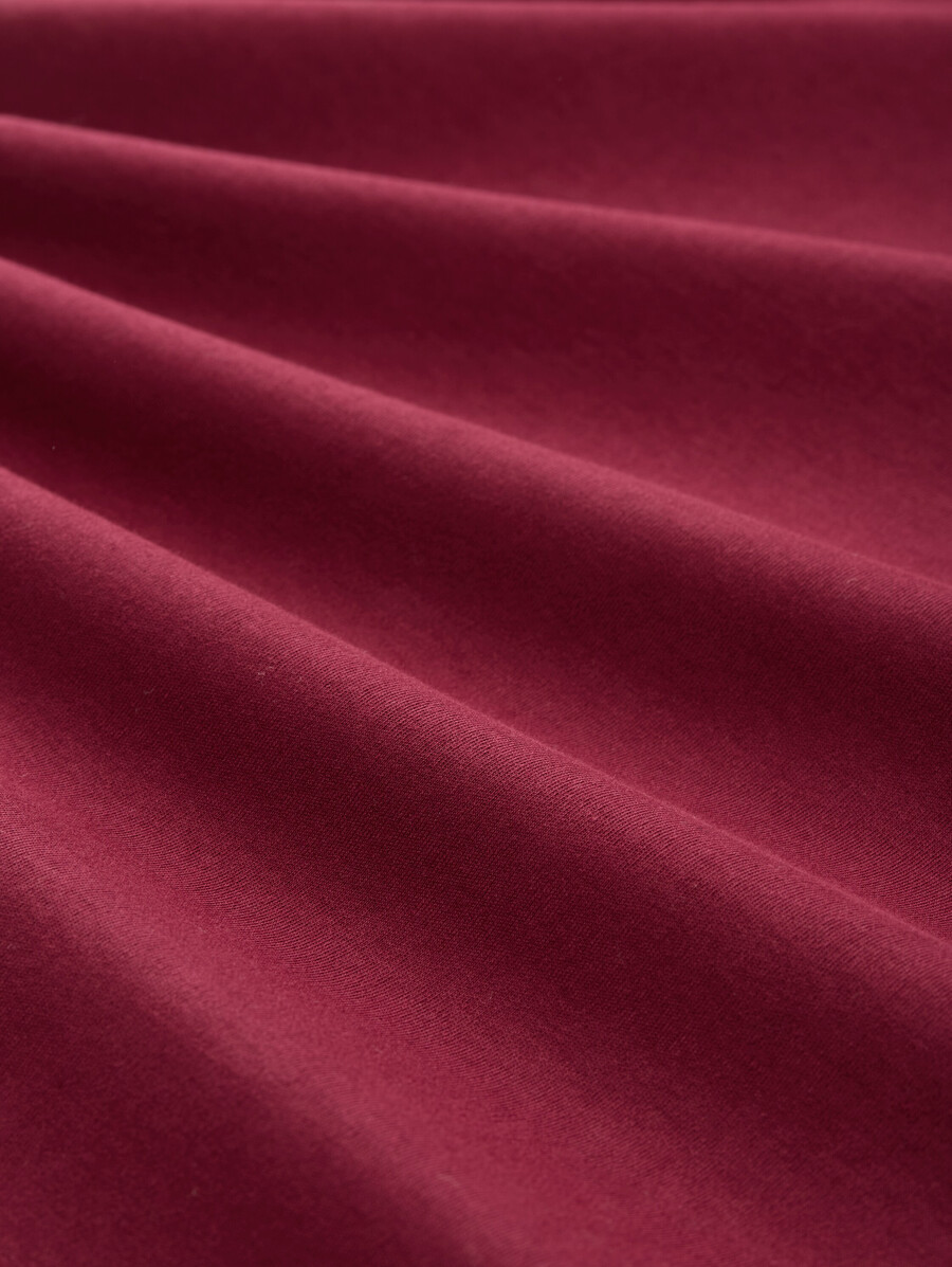 camisa básica de cuello alto
