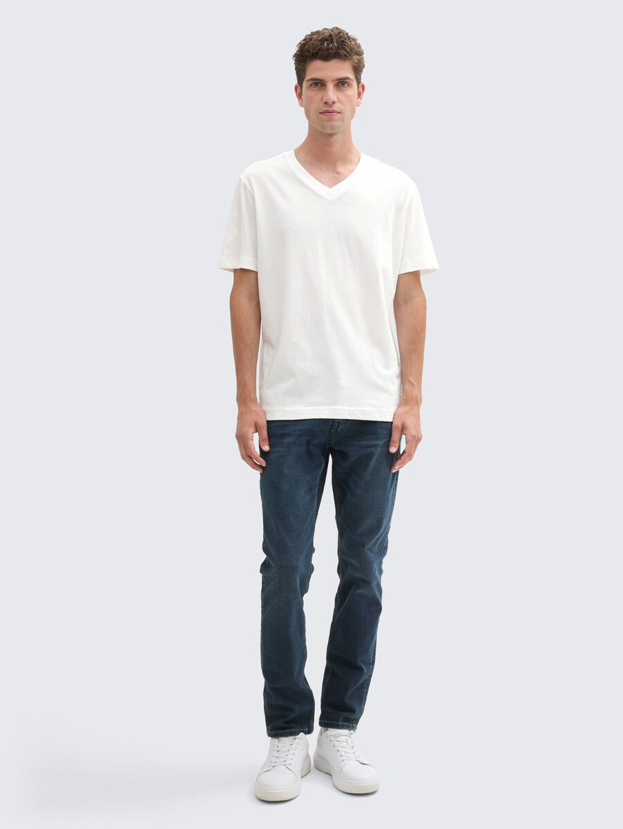 camiseta básica en pack de 2 con escote en pico