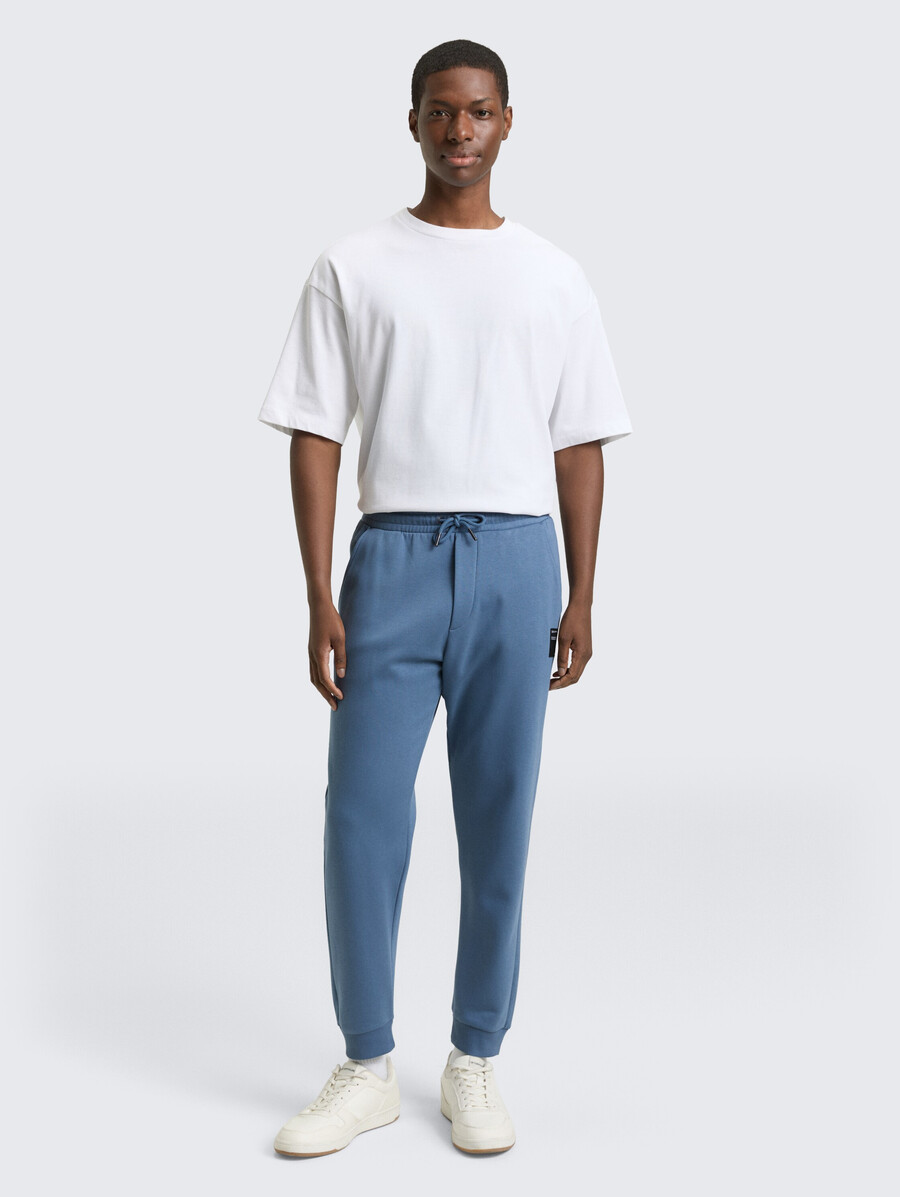 pantalones de jogging básicos