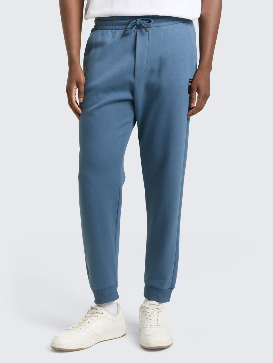 pantalones de jogging básicos