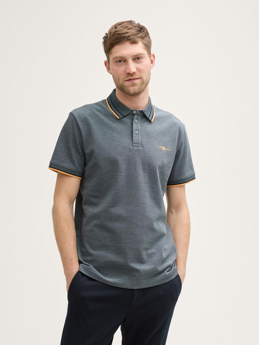 polo de piqué con elástico