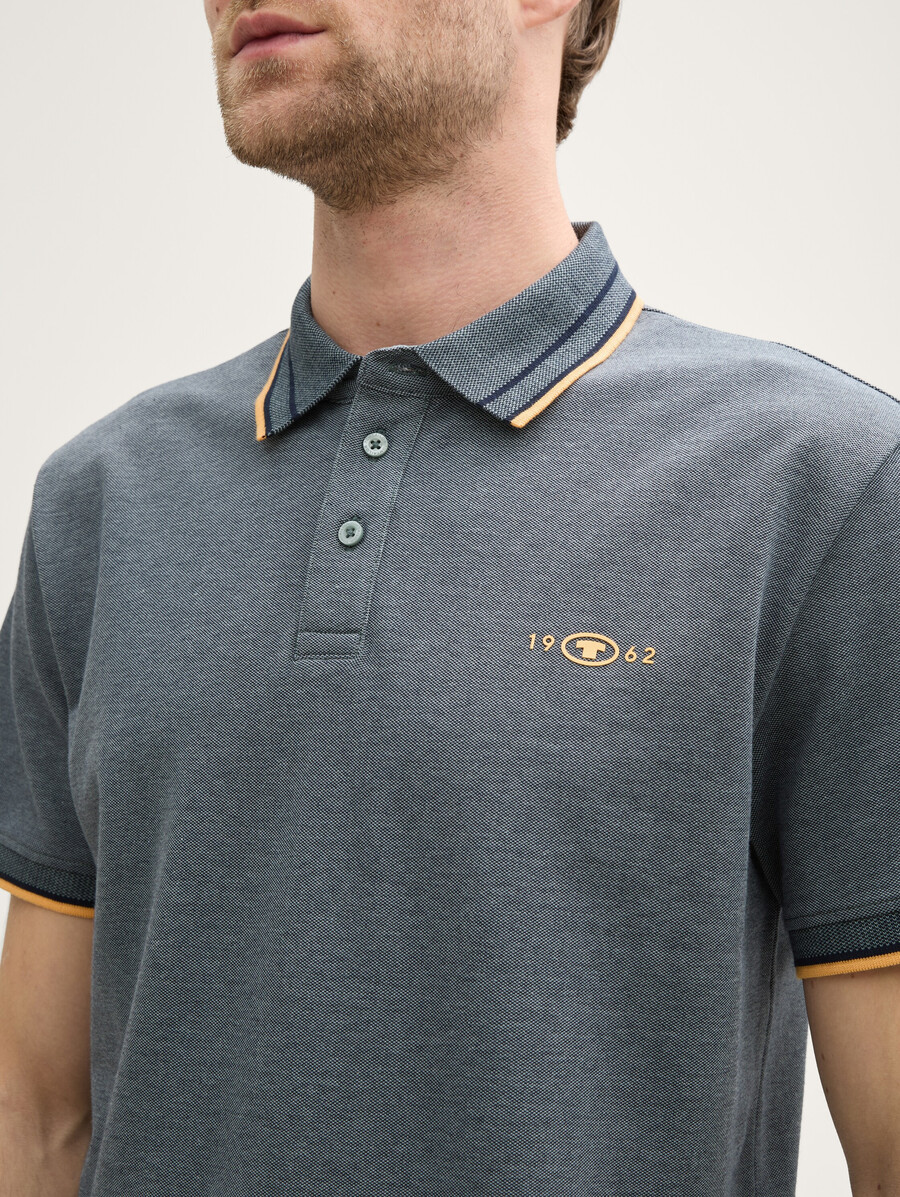 polo de piqué con elástico