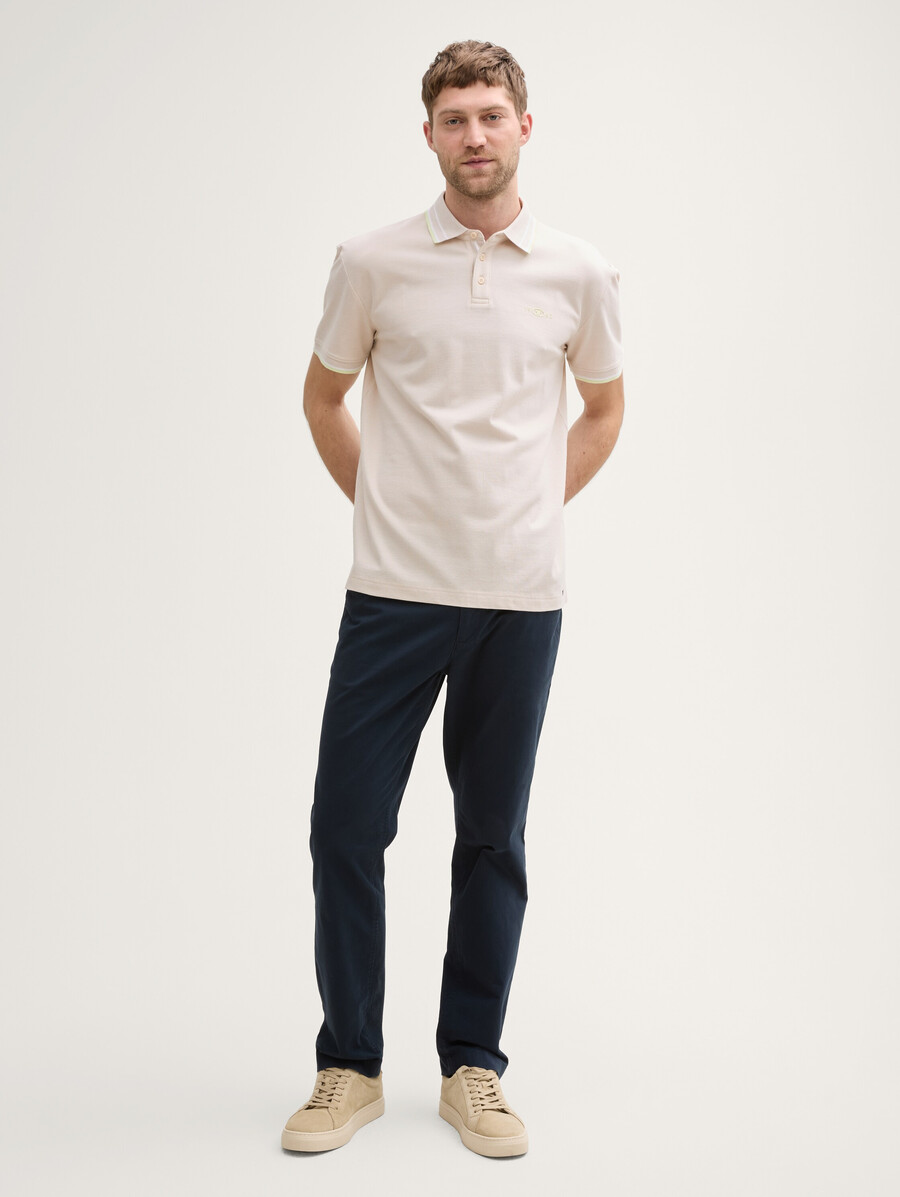 polo de piqué con elástico
