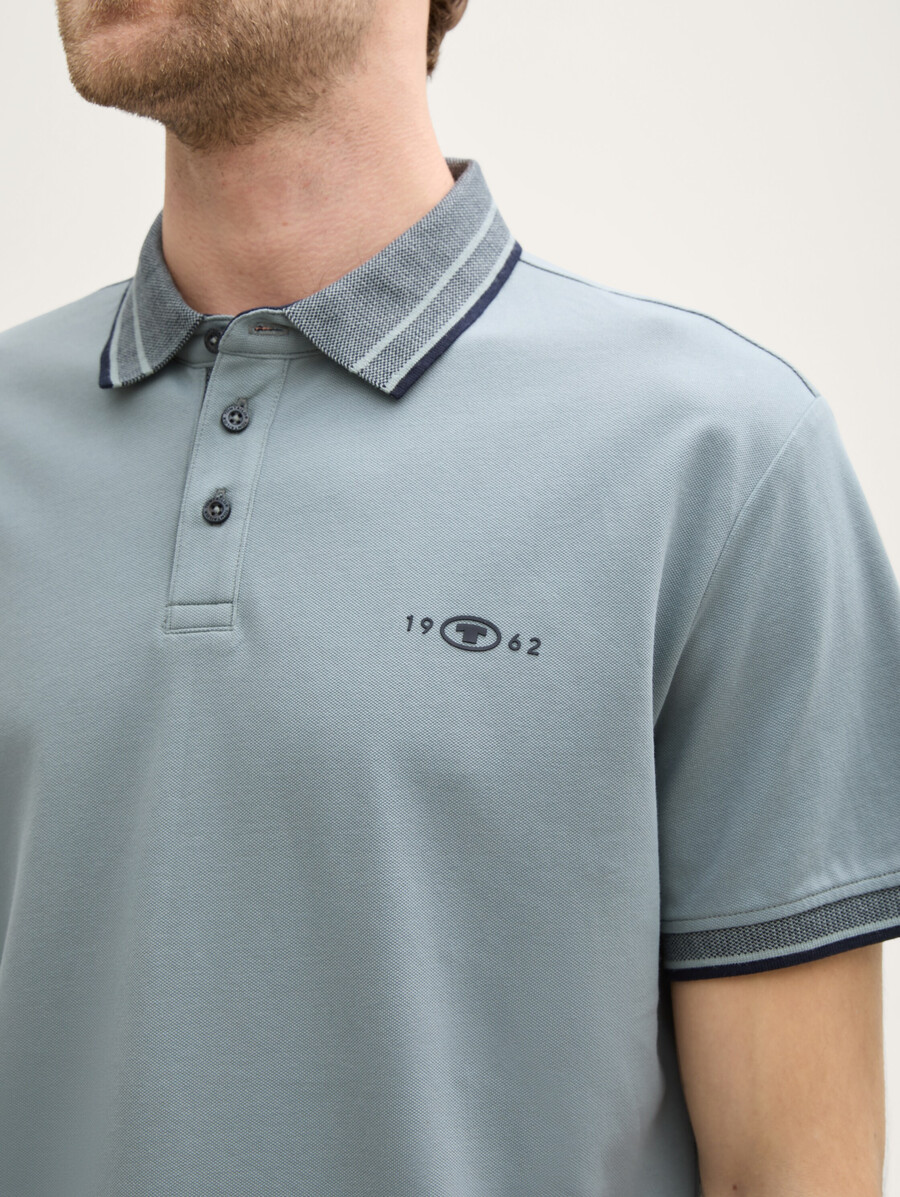 polo de piqué con elástico