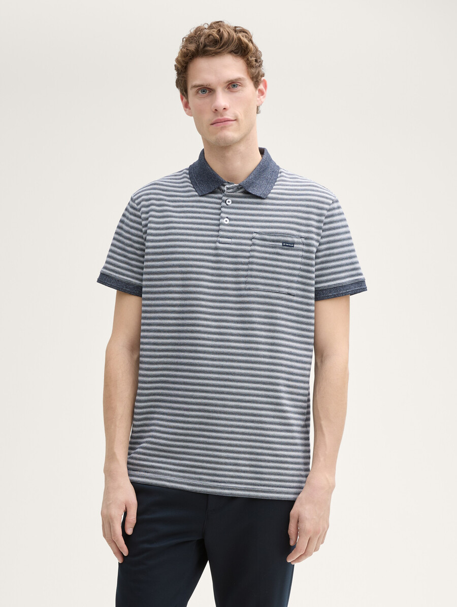 polo de piqué con bolsillo en el pecho