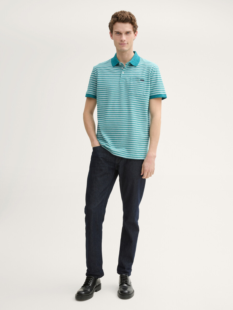 polo de piqué con bolsillo en el pecho