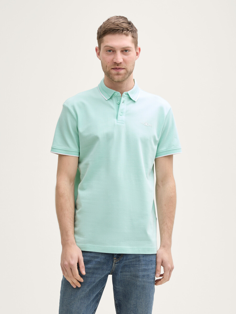 polo de piqué con elástico