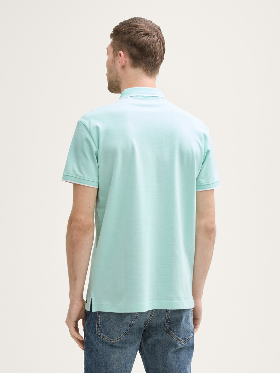 polo de piqué con elástico