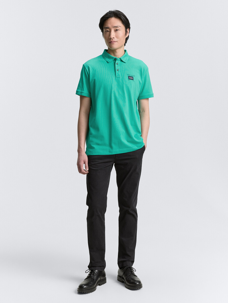 polo de piqué con elástico