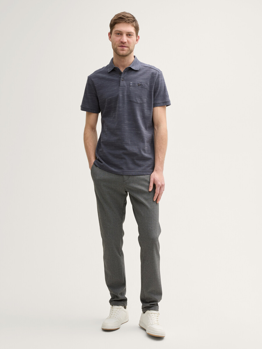 camisa polo con bolsillo en el pecho