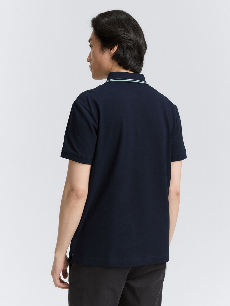 polo de piqué con estampado