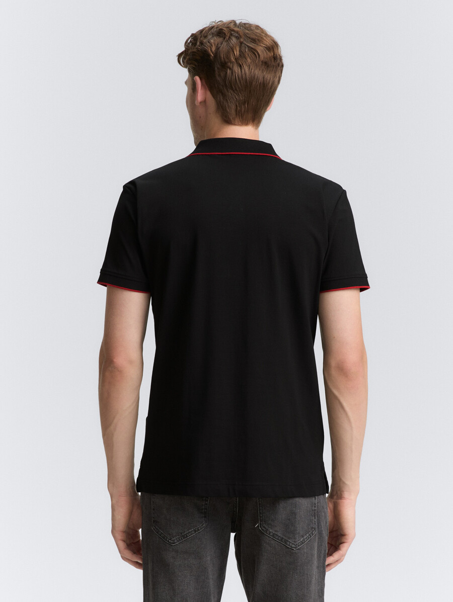 polo de jersey ajustado con elástico