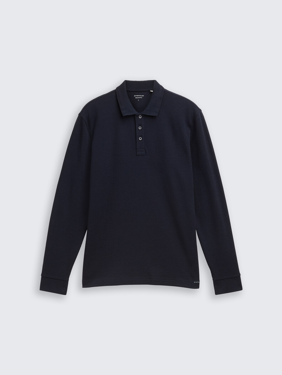 polo de manga larga con textura de gofre