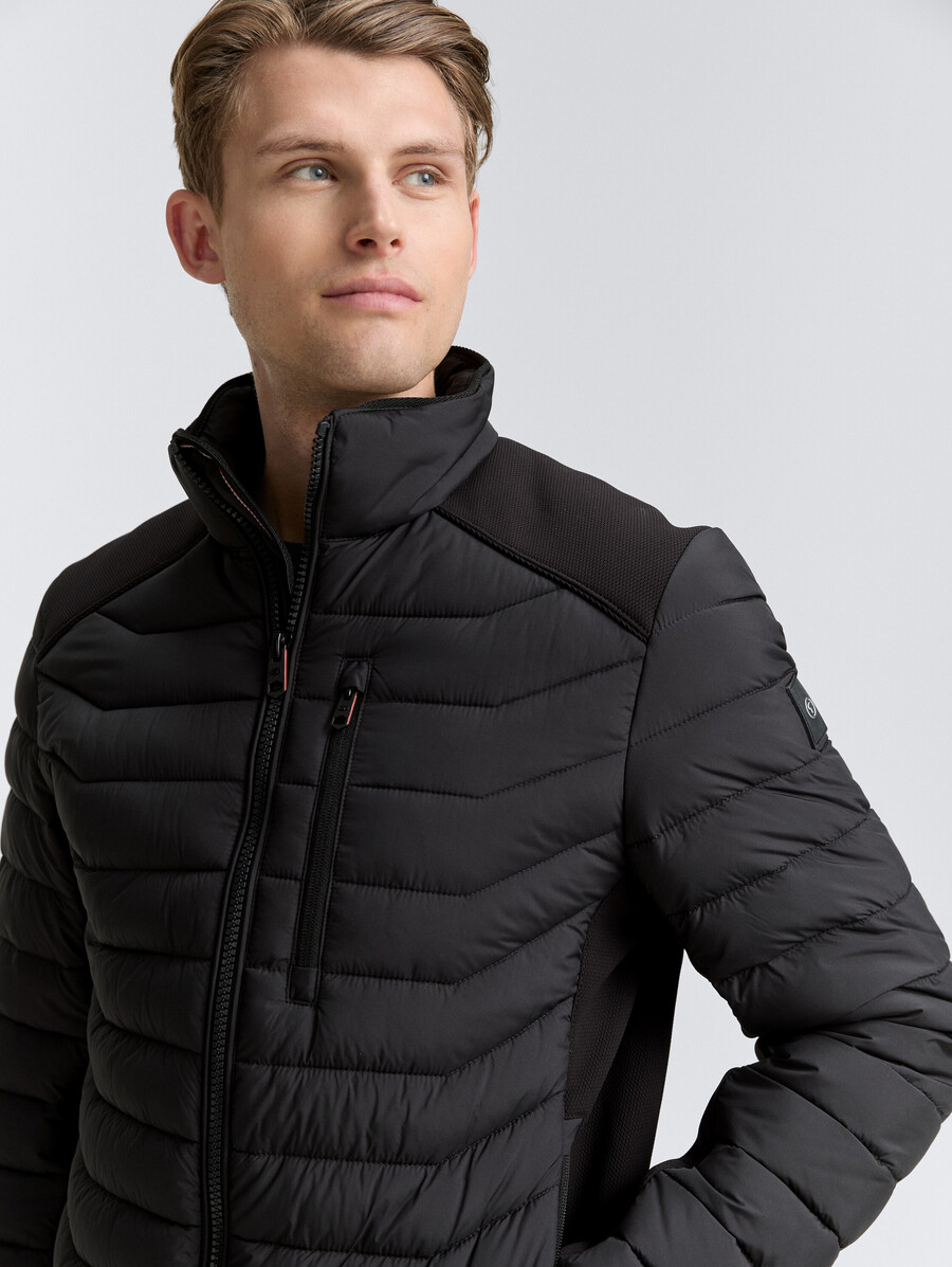 chaqueta acolchada híbrida ligera