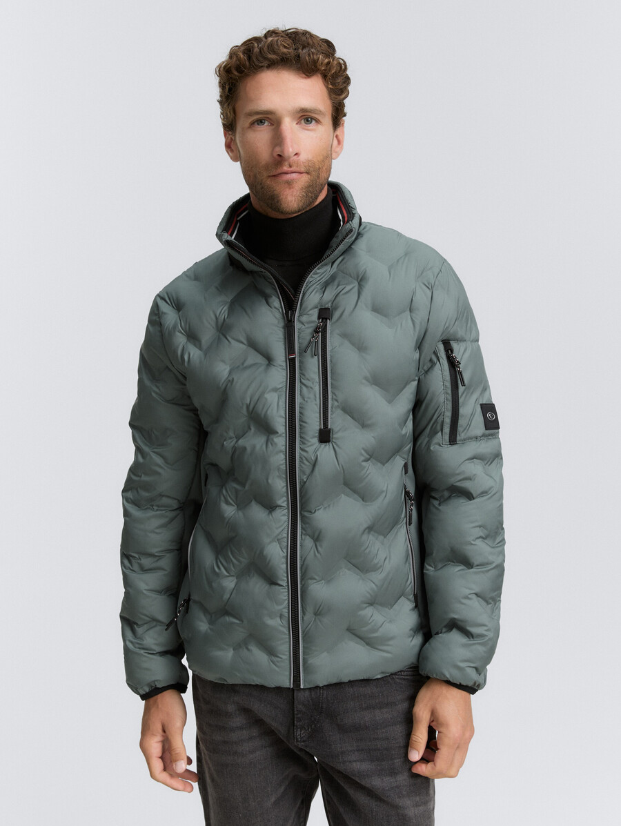 chaqueta acolchada híbrida con capucha plegable