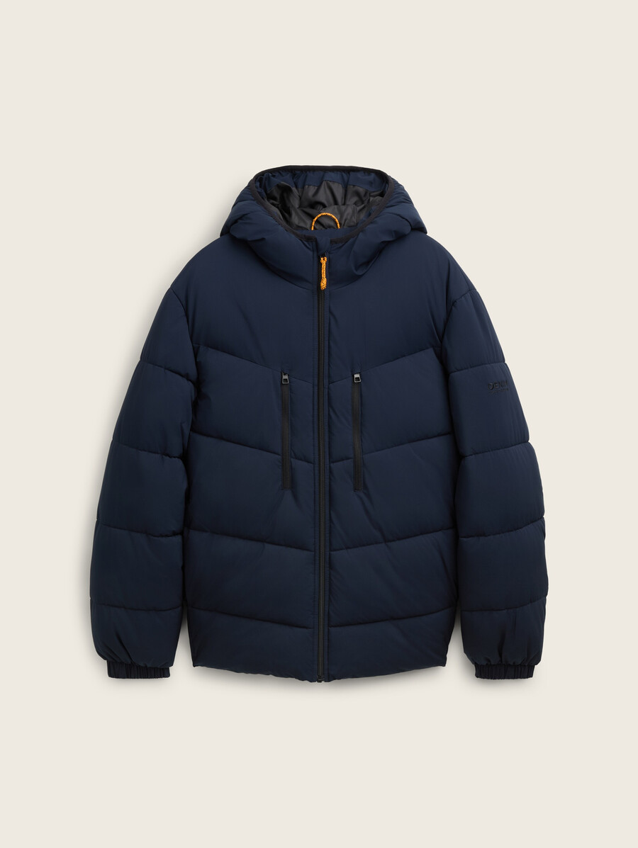 chaqueta acolchada con capucha