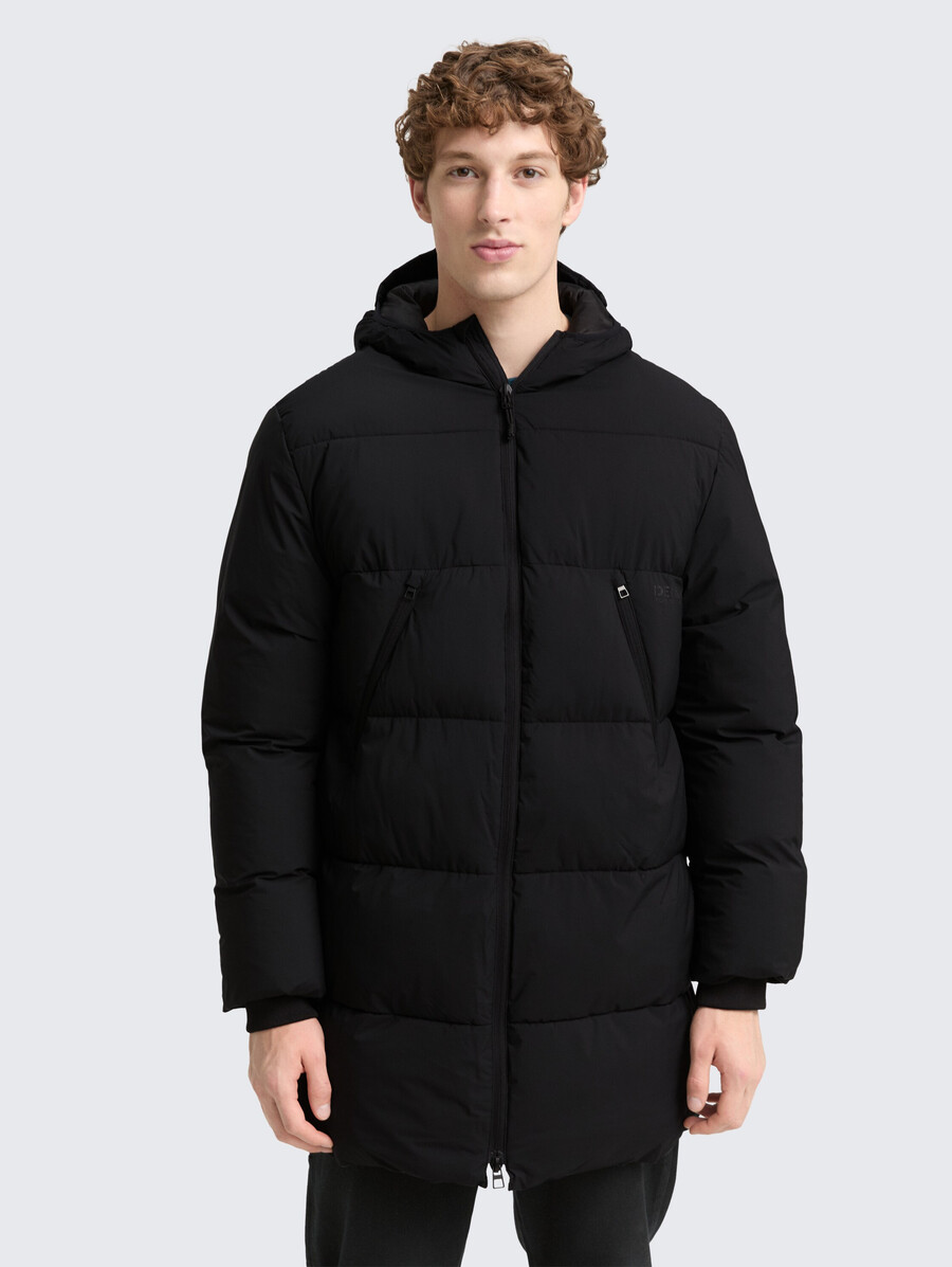 parka acolchada con capucha
