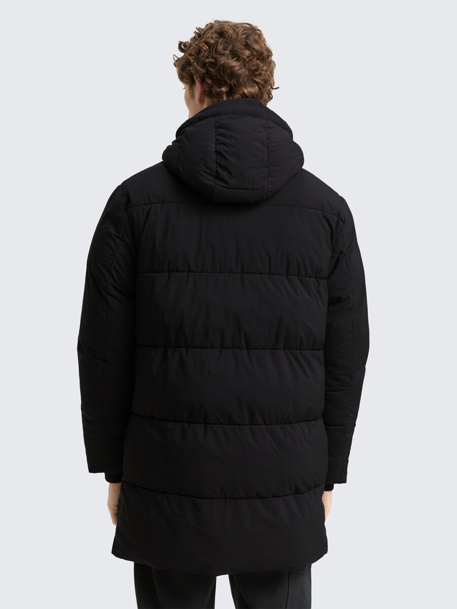 parka acolchada con capucha