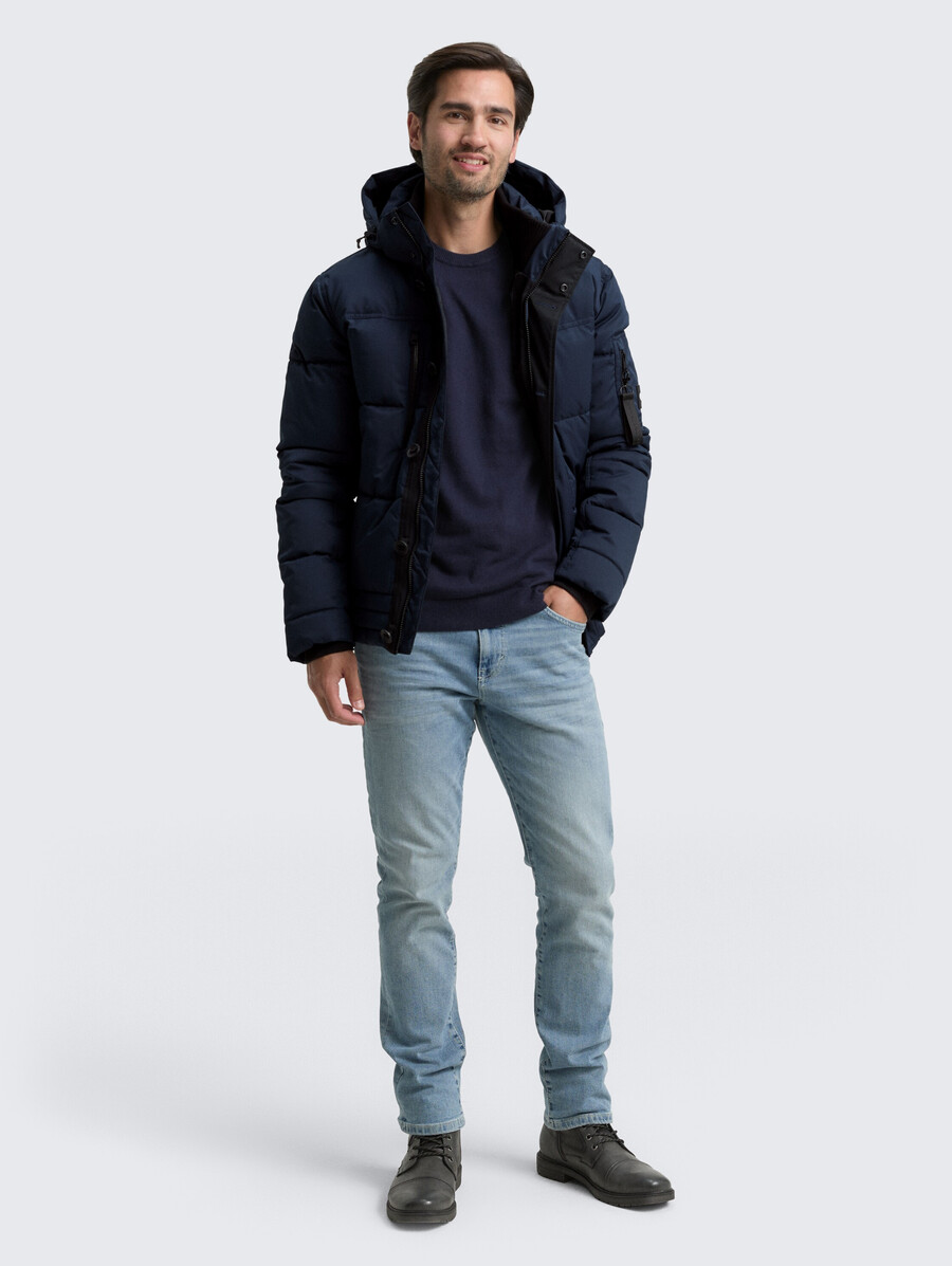 chaqueta acolchada con capucha desmontable
