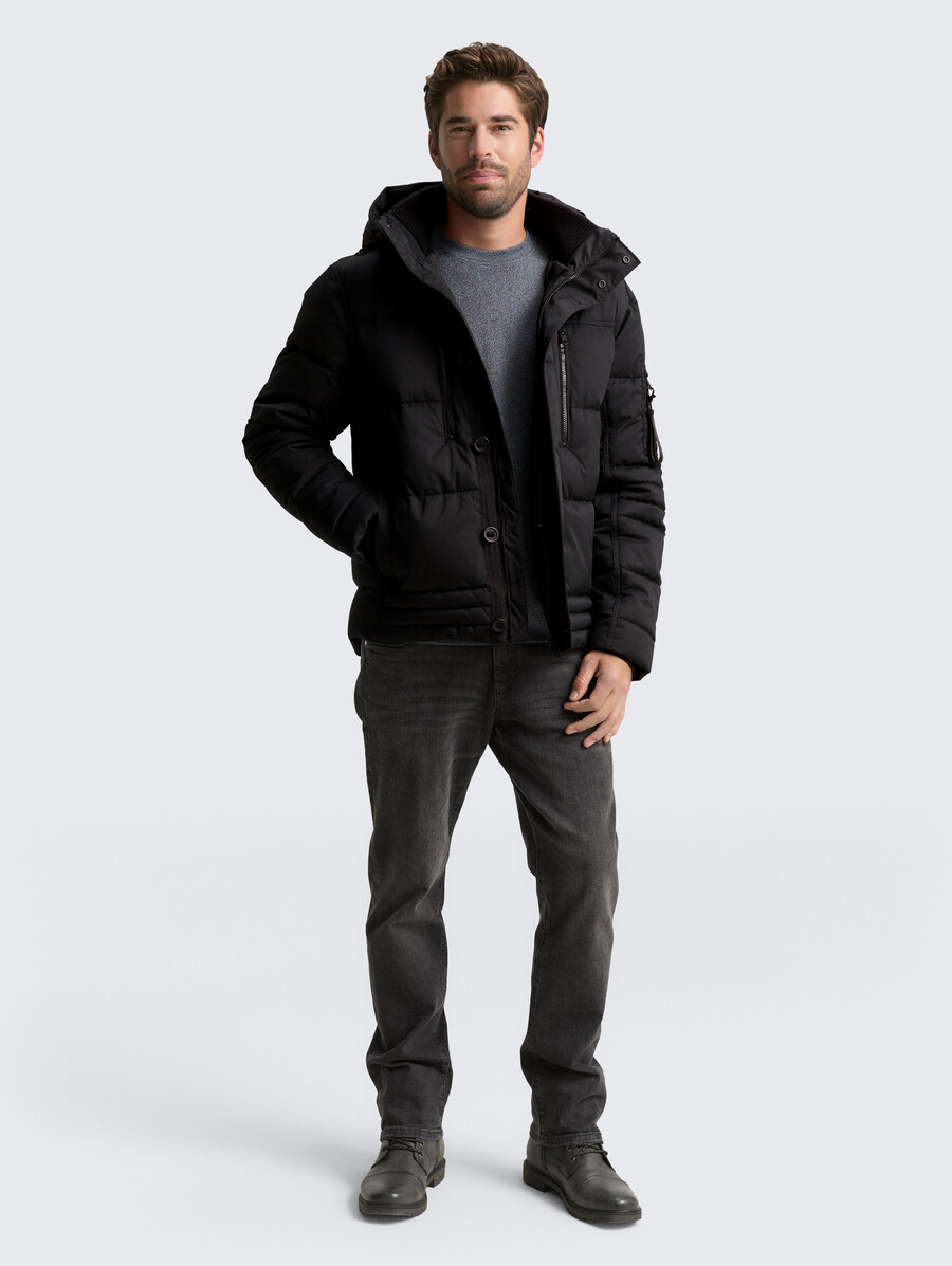 chaqueta acolchada con capucha desmontable